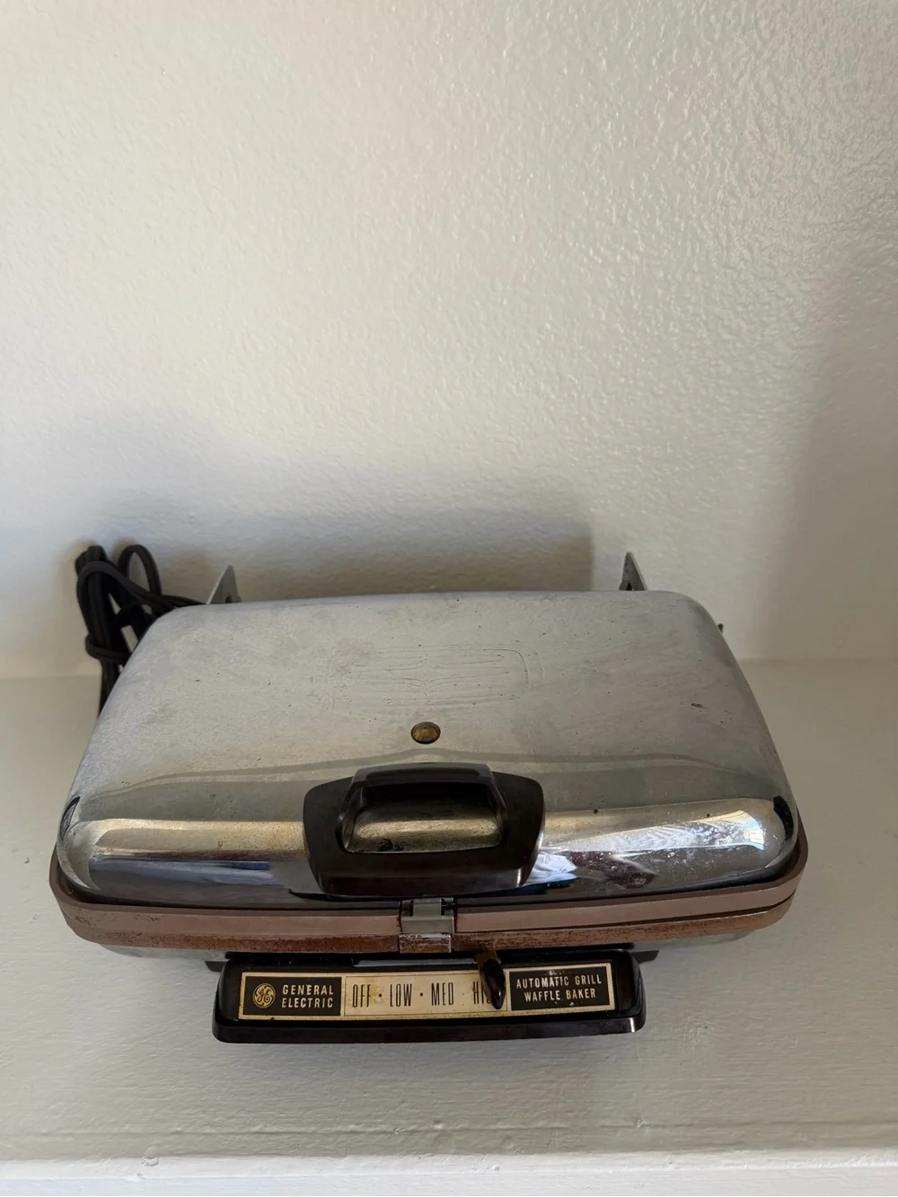 Vintage GE General Electric Automatic Grill Waffle Baker Chrome 14G44T USA Works